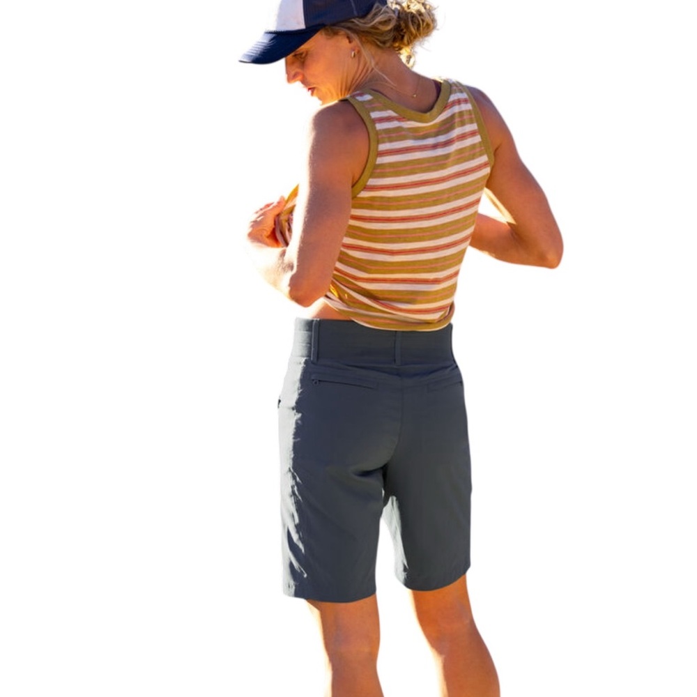 Cloudveil Women's Performance Hike Trail Bermuda Shorts in Charcoal Everyday Fit